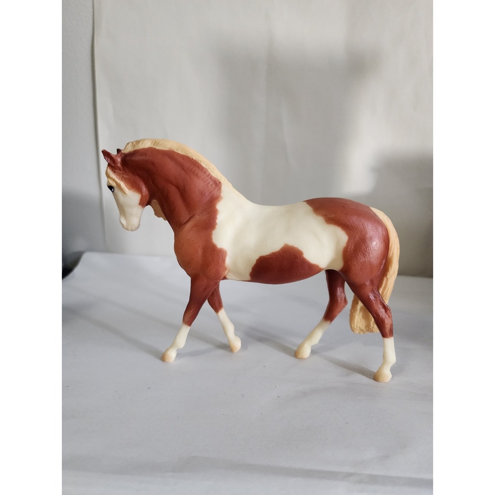 Breyer Stablemates G4 Mustang Chestnut Pinto Model Horse Figure Flaxen Mane